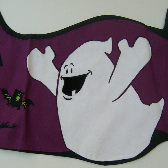 HALLOWEEN Happy Ghosts Table Runner - Picture 5 of 7